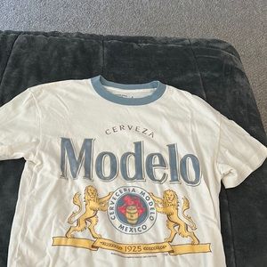 Abercrombie Modelo Graphic Tee